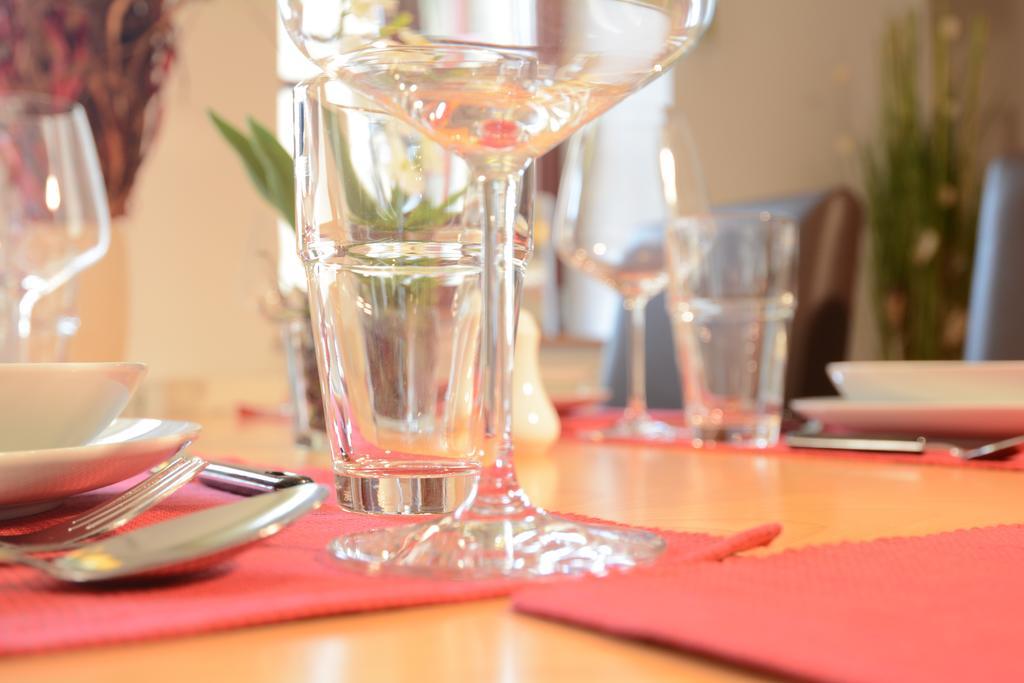 נאומבורג Ferienwohnung Domschatz חדר תמונה