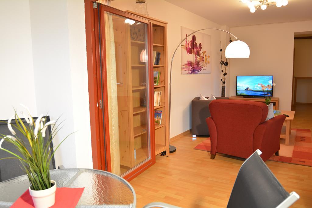 נאומבורג Ferienwohnung Domschatz חדר תמונה