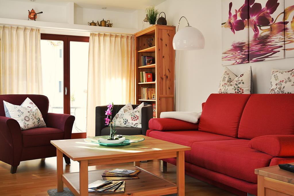 נאומבורג Ferienwohnung Domschatz מראה חיצוני תמונה