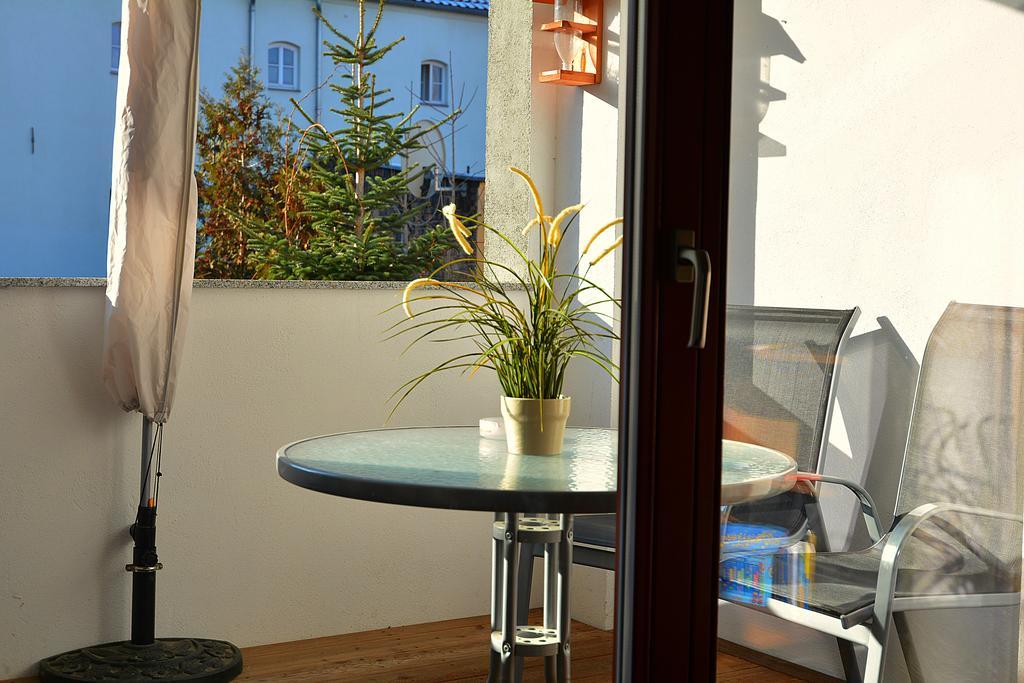 נאומבורג Ferienwohnung Domschatz מראה חיצוני תמונה